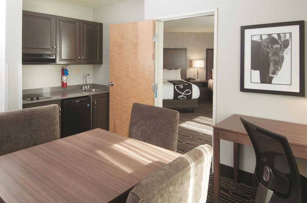 La Quinta By Wyndham Fairbanks Airport Hotel Екстериор снимка