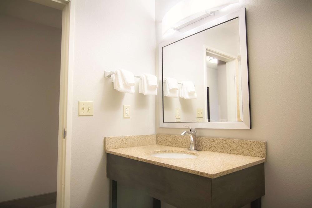 La Quinta By Wyndham Fairbanks Airport Hotel Екстериор снимка