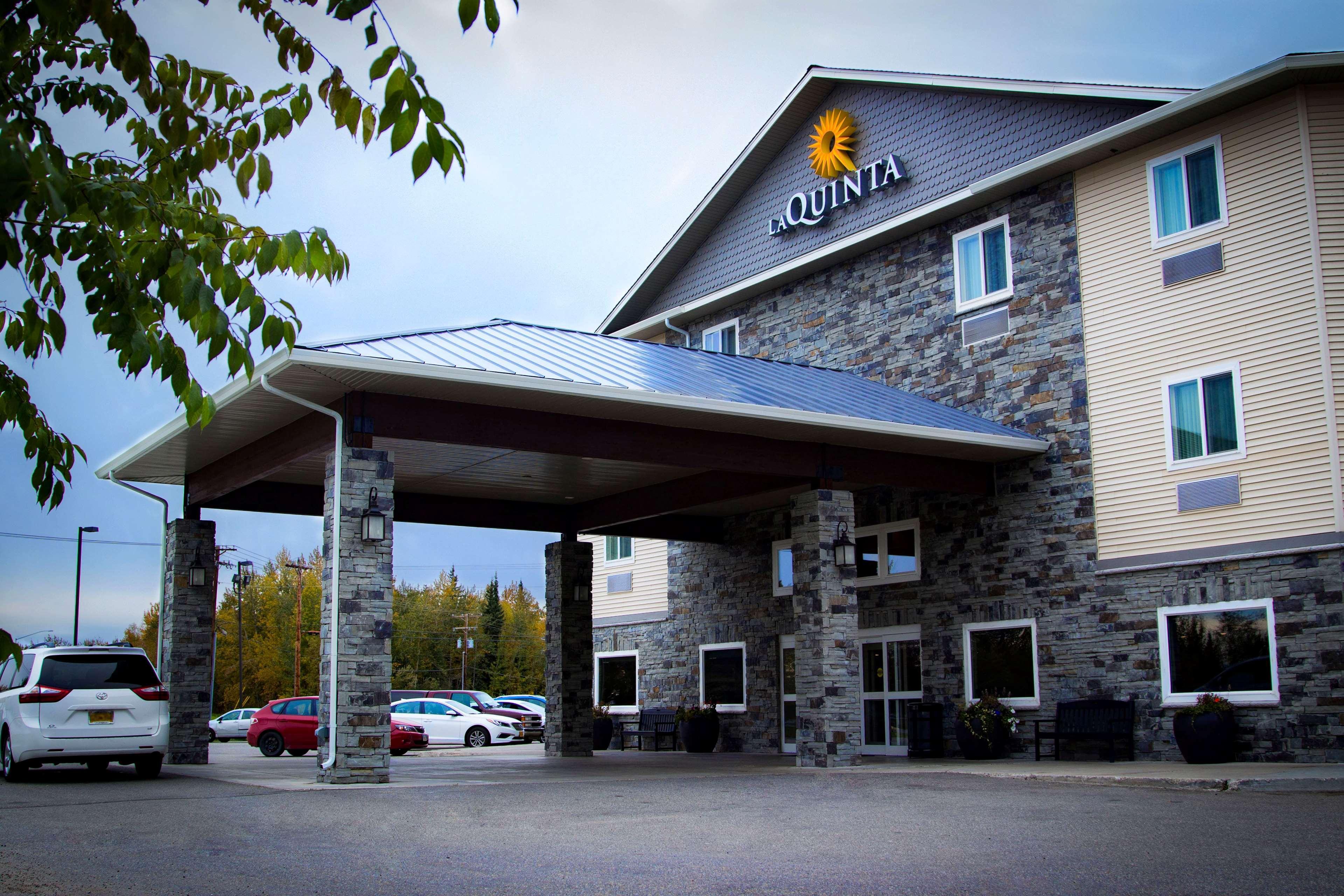 La Quinta By Wyndham Fairbanks Airport Hotel Екстериор снимка