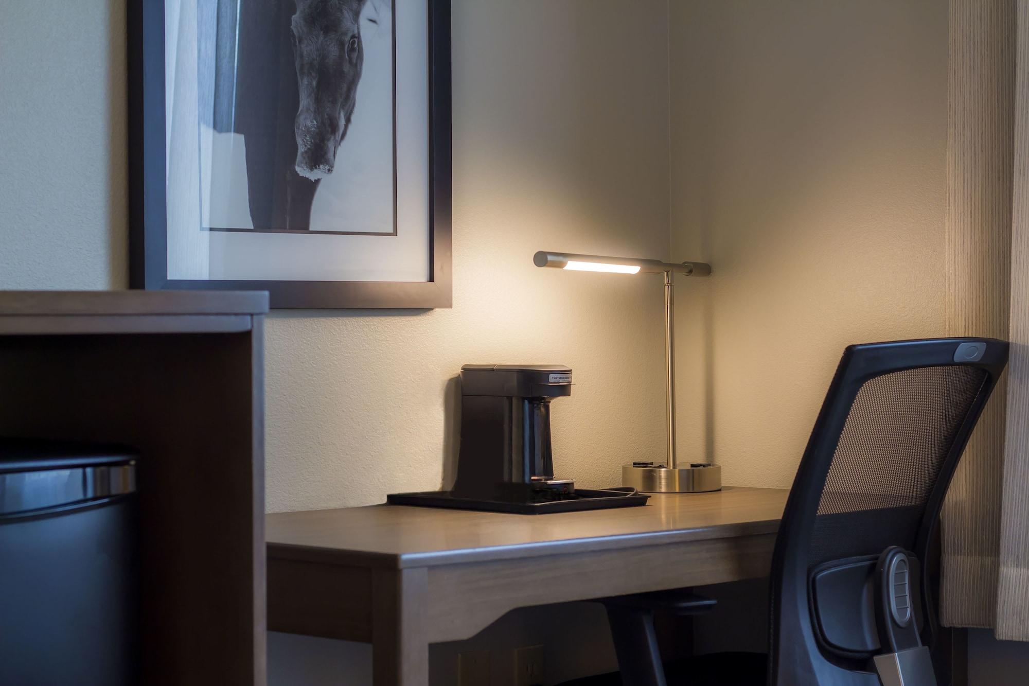 La Quinta By Wyndham Fairbanks Airport Hotel Екстериор снимка