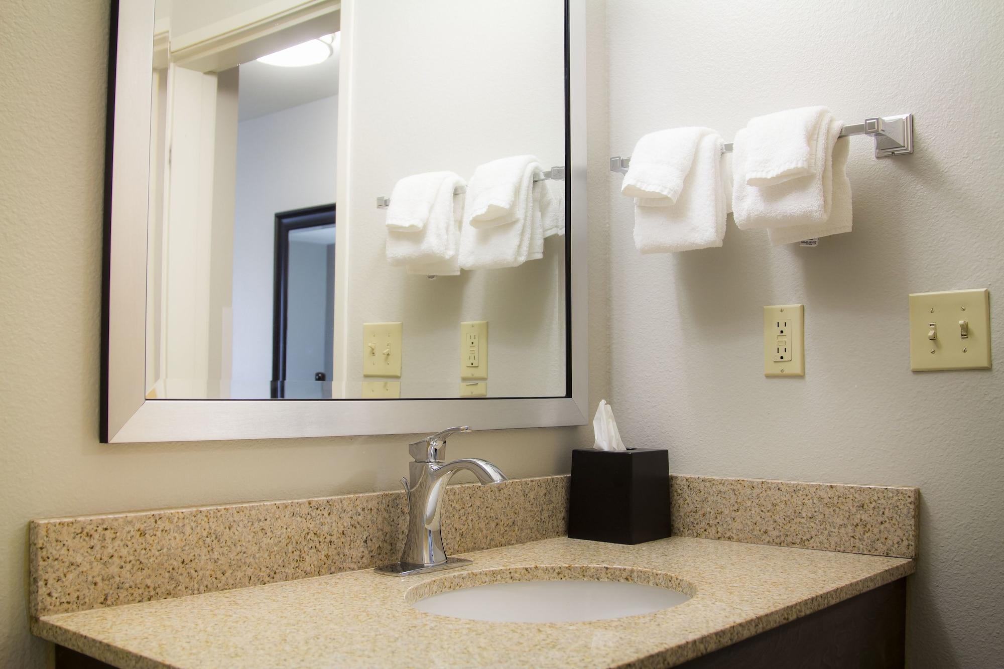 La Quinta By Wyndham Fairbanks Airport Hotel Екстериор снимка
