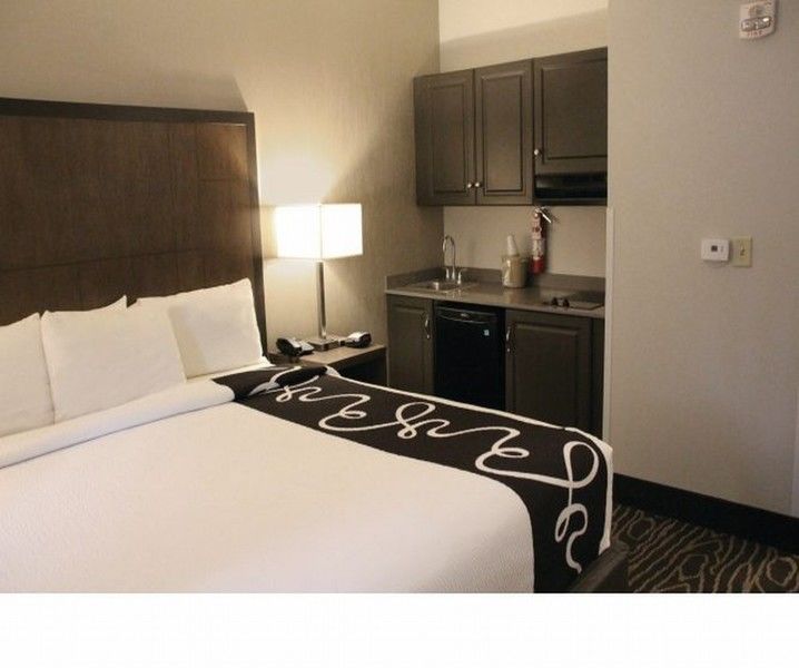 La Quinta By Wyndham Fairbanks Airport Hotel Екстериор снимка