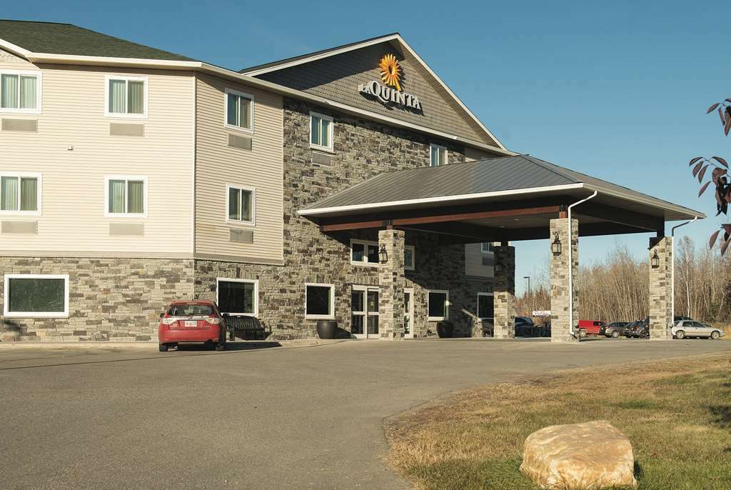 La Quinta By Wyndham Fairbanks Airport Hotel Екстериор снимка
