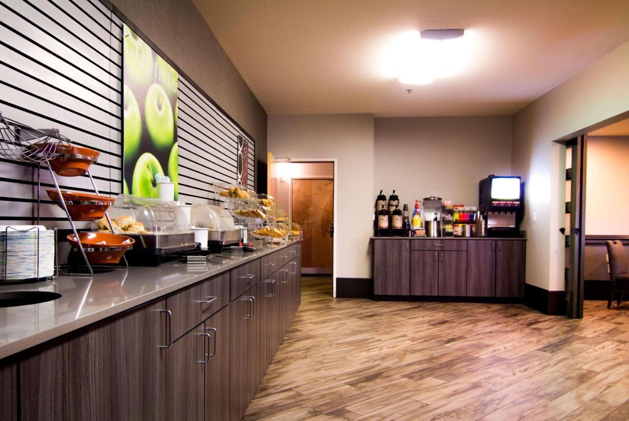 La Quinta By Wyndham Fairbanks Airport Hotel Екстериор снимка